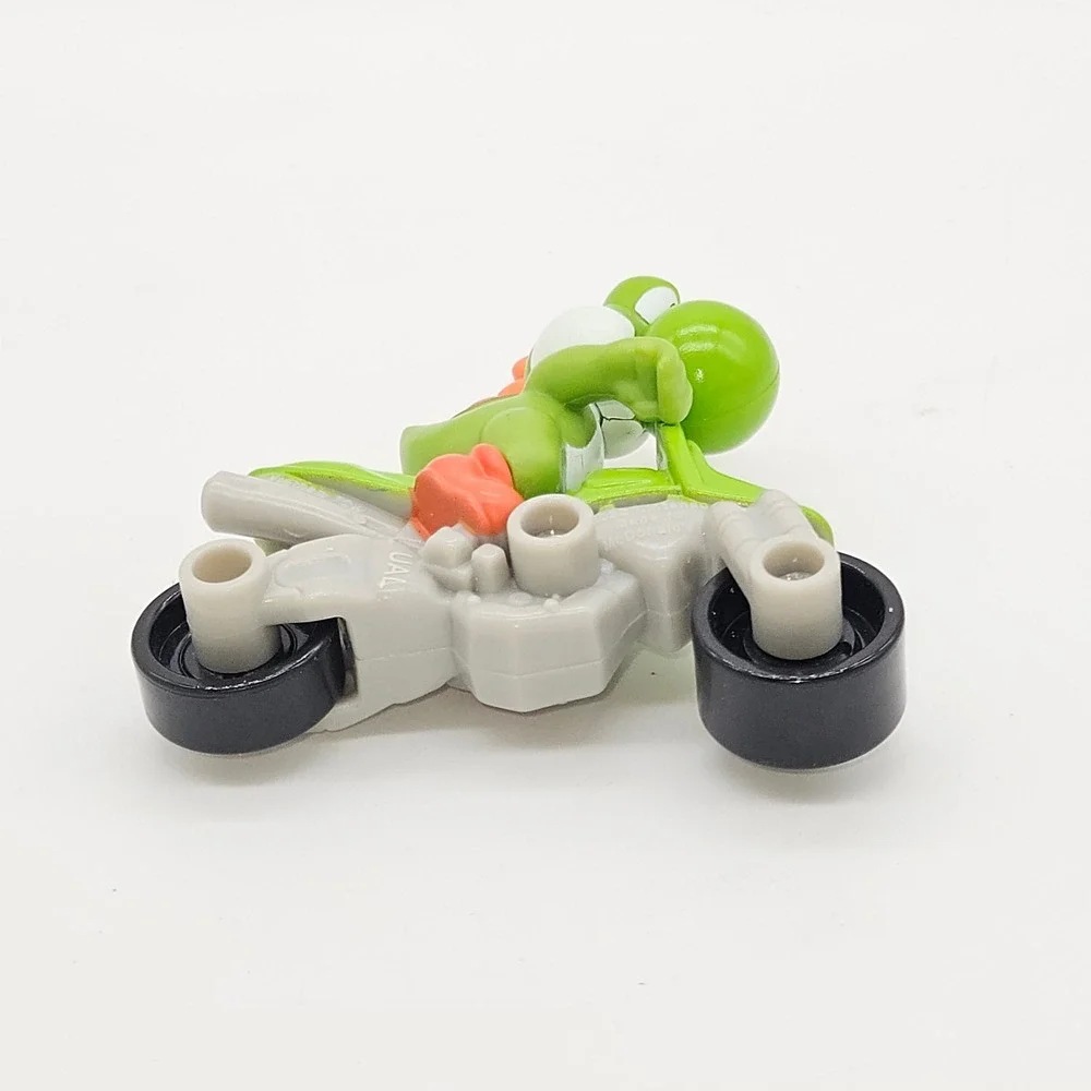 Nintendo Mario Kart Yoshi Motorcycle Toy Unisex OS Green 2022 Happy Meal Figure